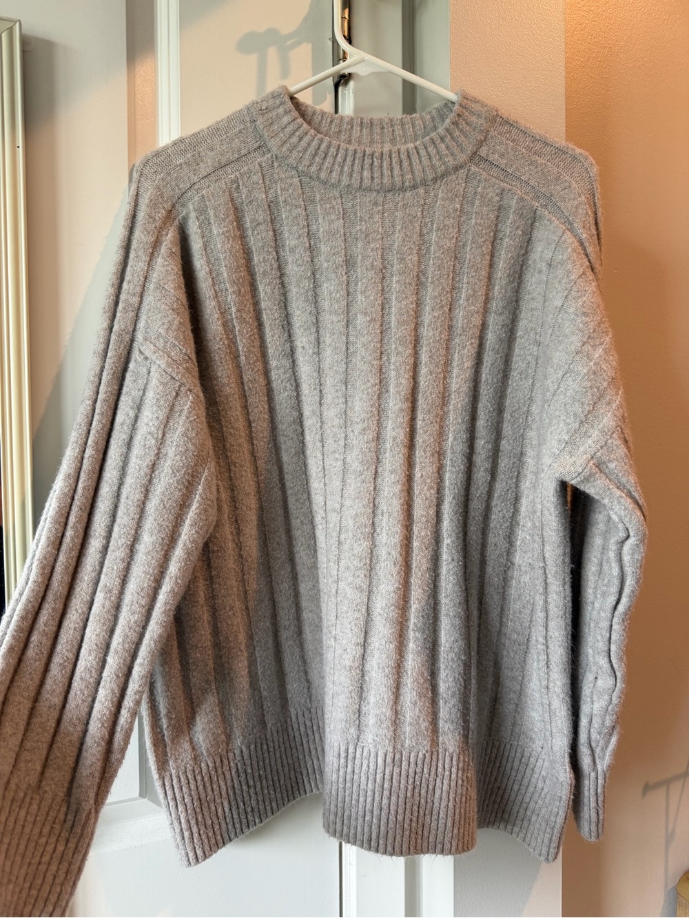 H&M Men's Ribbed Crewneck Sweater - Light Grey